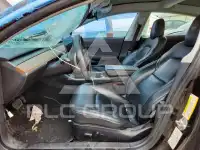 2019 Tesla Model 3 фото
