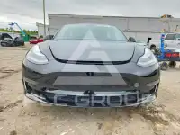 2019 Tesla Model 3 фото