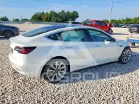 2019 Tesla Model 3 фото