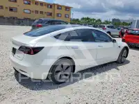 2019 Tesla Model 3 фото