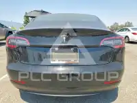 2019 Tesla Model 3 фото