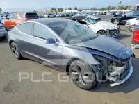 2019 Tesla Model 3 photo