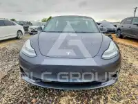 2019 Tesla Model 3 фото