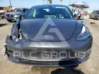 2019 Tesla Model 3 фото