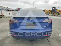 2019 Tesla Model 3 фото