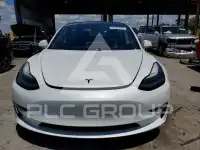 2019 Tesla Model 3 фото