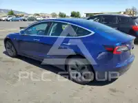 2019 Tesla Model 3 фото