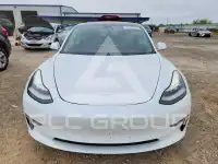 2019 Tesla Model 3 фото
