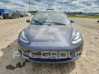 2019 Tesla Model 3 фото