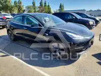 2019 Tesla Model 3 фото