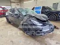 2019 Tesla Model 3 фото