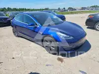 2019 Tesla Model 3 фото