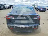 2019 Tesla Model 3 фото