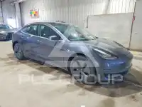 2019 Tesla Model 3 photo