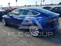 2019 Tesla Model 3 фото