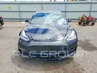 2019 Tesla Model 3 фото