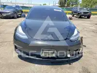 2019 Tesla Model 3 фото