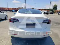 2019 Tesla Model 3 фото