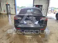 2019 Tesla Model 3 фото