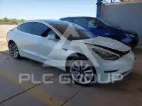 2019 Tesla Model 3 фото