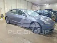 2019 Tesla Model 3 photo