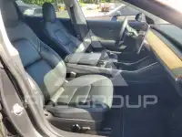 2019 Tesla Model 3 фото