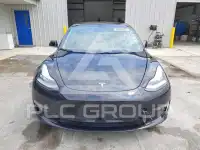 2019 Tesla Model 3 фото