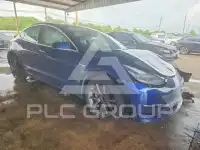 2019 Tesla Model 3 фото