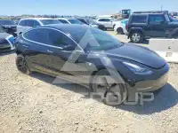 2019 Tesla Model 3 фото