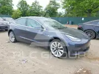 2019 Tesla Model 3 фото
