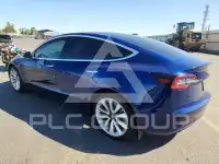 2019 Tesla Model 3 фото