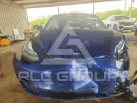 2019 Tesla Model 3 фото