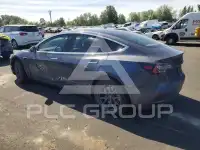 2019 Tesla Model 3 фото