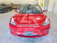 2019 Tesla Model 3 фото