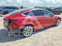2019 Tesla Model 3 фото
