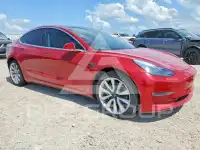 2019 Tesla Model 3 фото