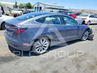 2019 Tesla Model 3 photo