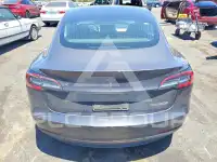2019 Tesla Model 3 photo