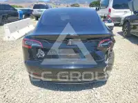 2019 Tesla Model 3 фото
