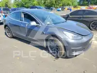 2019 Tesla Model 3 фото