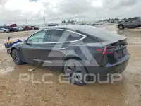 2019 Tesla Model 3 фото