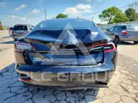 2019 Tesla Model 3 фото