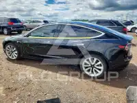 2019 Tesla Model 3 photo