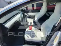 2019 Tesla Model 3 фото