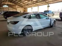 2019 Tesla Model 3 фото