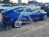 2019 Tesla Model 3 фото