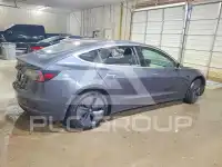 2019 Tesla Model 3 photo