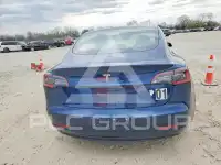 2019 Tesla Model 3 фото