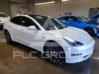 2019 Tesla Model 3 фото