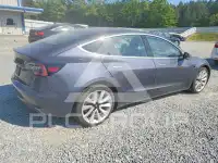 2019 Tesla Model 3 photo
